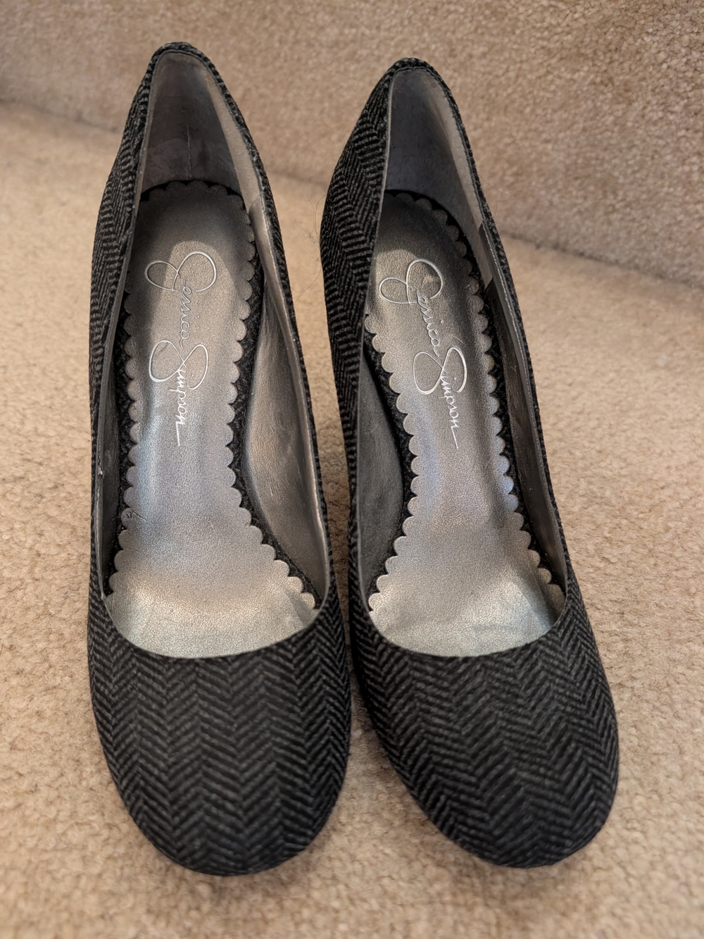 Jessica Simpson Black Herringbone Round-Toe Heels